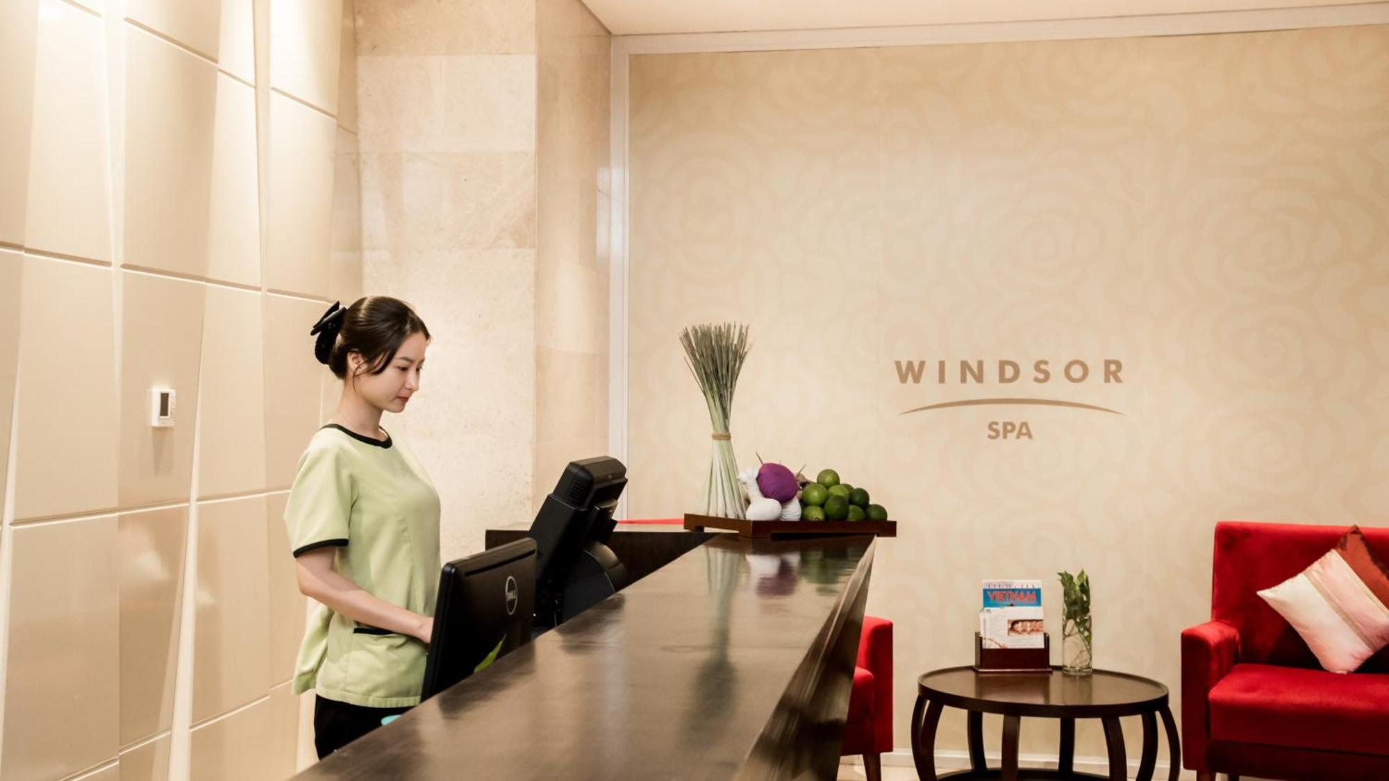 Windsor Plaza Hotel Ho Chi Minh City Exterior photo